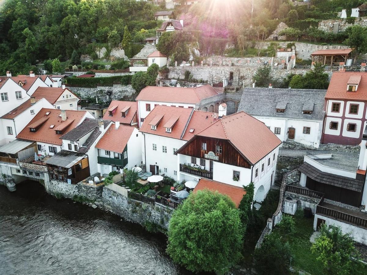 شقة Český Krumlov  في Domecek / Tiny House المظهر الخارجي الصورة